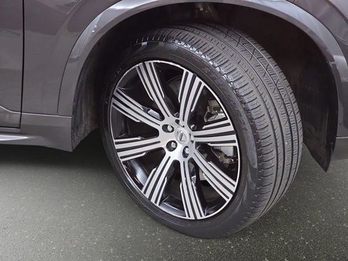 Used 2024 Volvo XC90 T8 Plus AWD/4WD image 32