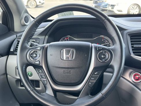 Certified 2019 Honda Ridgeline RTL-T image 8