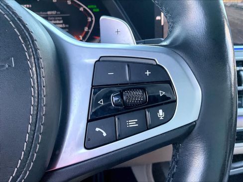 Used 2021 BMW X7 M50i image 50