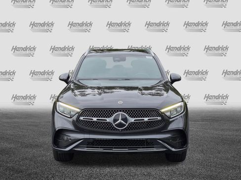 Certified 2025 Mercedes-Benz GLC 300 4MATIC image 3