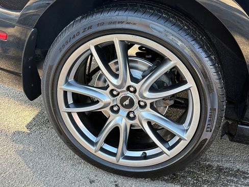 Used 2013 Ford Mustang GT Premium w/ Brembo Brake Pkg image 14