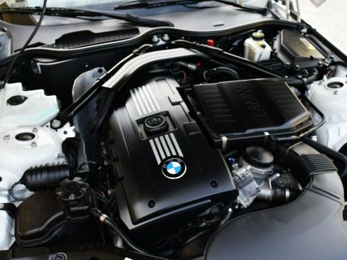 Used 2012 BMW Z4 sDrive35i RWD image 80