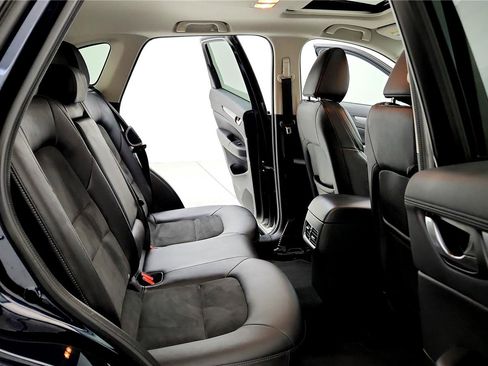 Used 2018 MAZDA CX-5 Touring w/ Preferred Equipment Package image 15