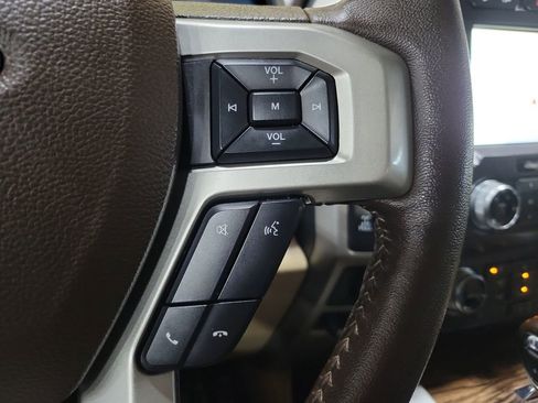 Used 2020 Ford F150 Lariat w/ Equipment Group 502A Luxury AWD/4WD image 16