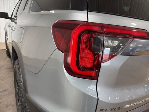 Certified 2023 GMC Acadia AT4 w/ Preferred Package image 15