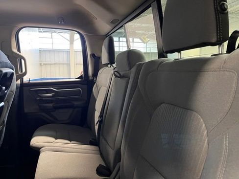 Used 2019 RAM 1500 Big Horn AWD/4WD image 18