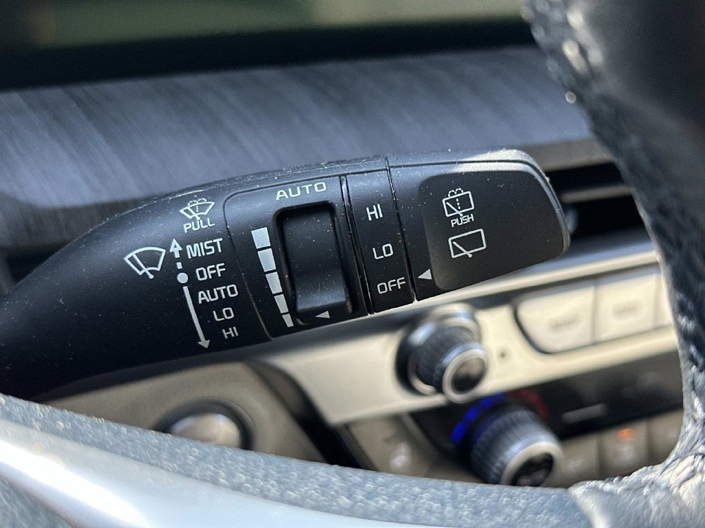 Used 2024 Kia Telluride SX Prestige w/ Towing Package AWD/4WD image 25