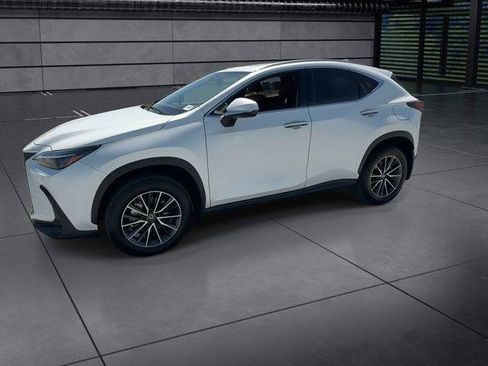 Certified 2025 Lexus NX 350 AWD w/ Accessory Package (K3) image 4