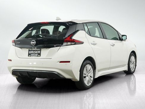 Used 2025 Nissan Leaf S FWD image 5