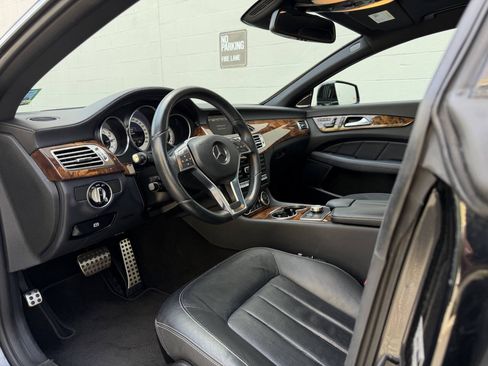 Used 2014 Mercedes-Benz CLS 550 4MATIC image 12