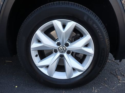 Used 2018 Volkswagen Atlas SEL AWD/4WD image 47
