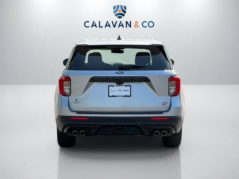 Used 2022 Ford Explorer ST AWD/4WD image 6