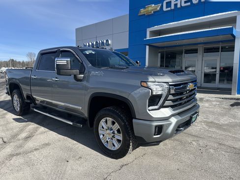 Certified 2025 Chevrolet Silverado 2500 High Country w/ High Country Premium Package image 2