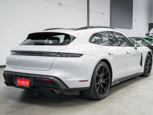 Used 2022 Porsche Taycan GTS AWD/4WD image 8
