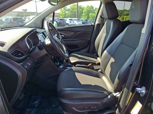 Used 2022 Buick Encore Preferred w/ Safety Package AWD/4WD image 14