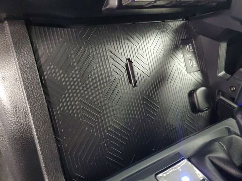 Used 2025 Toyota Tacoma TRD Sport image 20