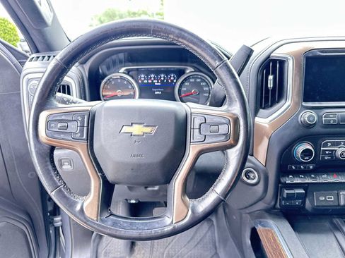 Used 2021 Chevrolet Silverado 1500 High Country w/ Technology Package AWD/4WD image 20