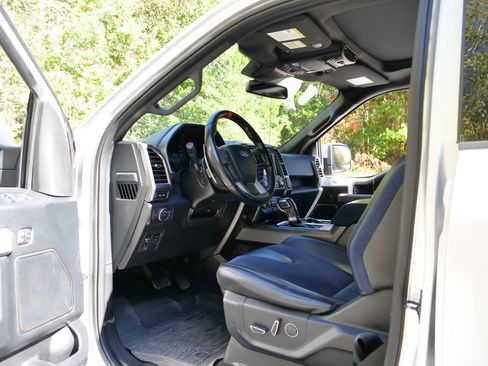 Used 2019 Ford F150 Raptor w/ Equipment Group 802A Luxury image 29