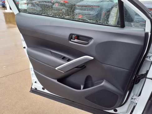 New 2025 Toyota Corolla Cross AWD Hybrid image 8