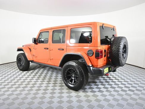 Used 2018 Jeep Wrangler Unlimited Rubicon w/ Dual Top Group image 4