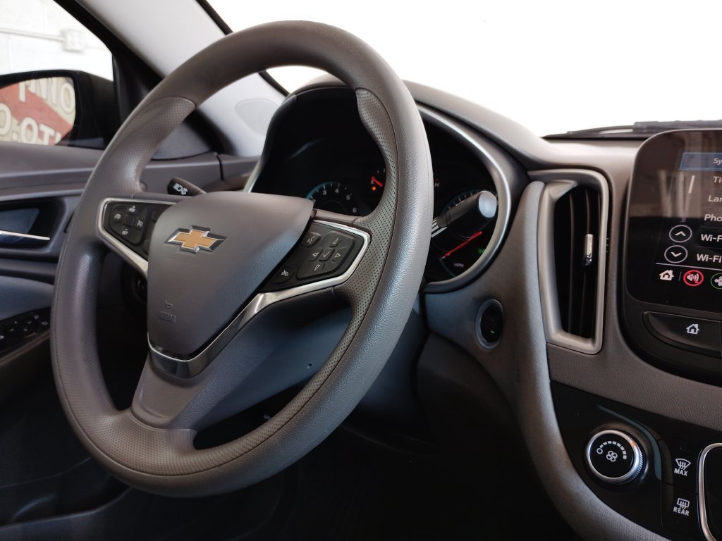 Used 2020 Chevrolet Malibu LS FWD image 29