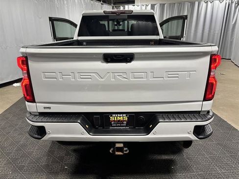 Used 2020 Chevrolet Silverado 2500 High Country w/ Z71 Off-Road Package image 16