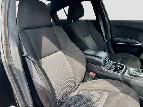 Used 2023 Dodge Charger SXT RWD image 27
