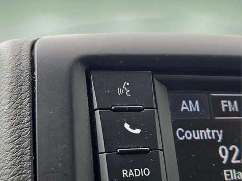 Used 2019 Dodge Grand Caravan SE FWD image 26