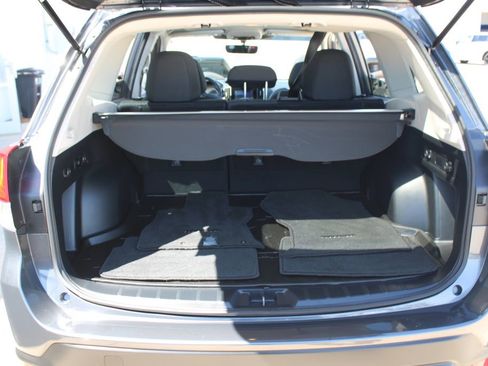 Certified 2024 Subaru Forester Premium AWD/4WD image 28