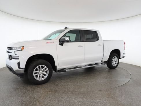 Used 2020 Chevrolet Silverado 1500 LT w/ All-Star Edition image 3