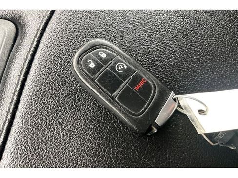 Used 2018 RAM 1500 Laramie w/ Convenience Group image 14