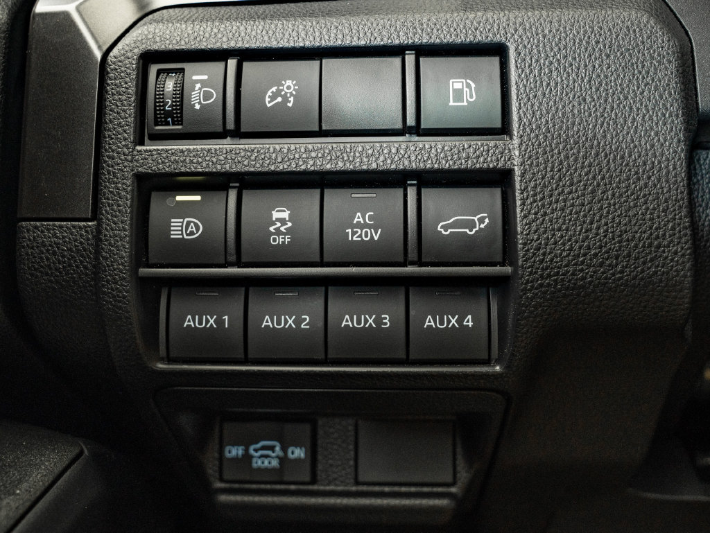Used 2025 Toyota 4Runner TRD Off-Road Premium w/ Tow Technology Package AWD/4WD image 29
