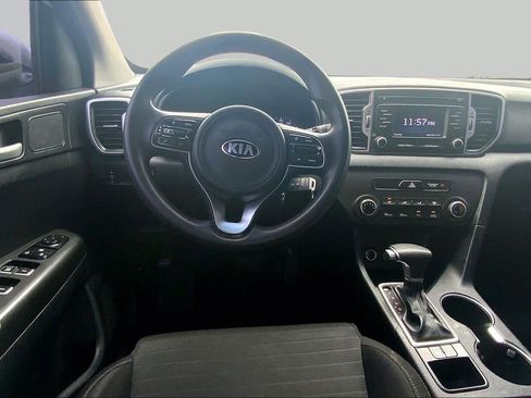 Used 2018 Kia Sportage LX FWD image 6
