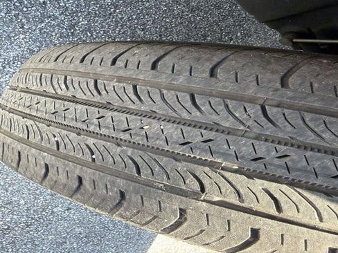 Certified 2025 Toyota Corolla Cross L FWD image 30