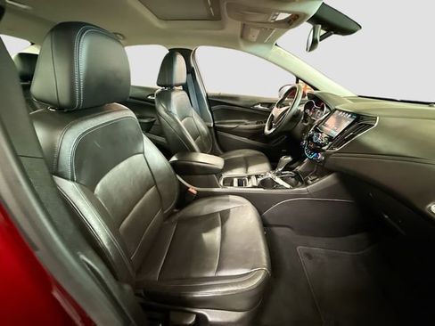 Used 2016 Chevrolet Cruze Premier image 31