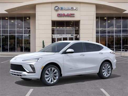 New 2025 Buick Envista Avenir image 2