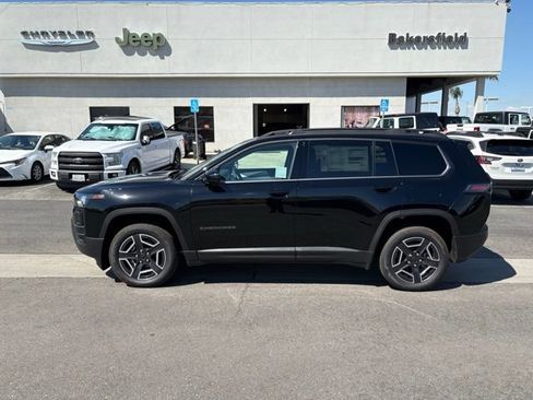New 2026 Jeep Cherokee Laredo AWD/4WD image 4
