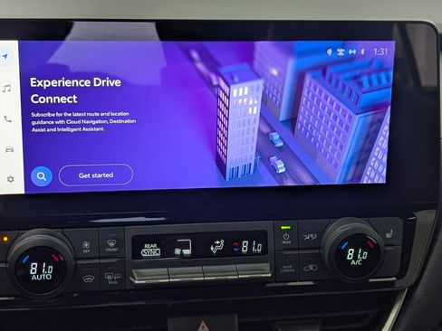 Used 2024 Toyota Grand Highlander XLE image 27