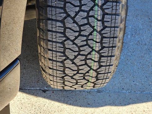 Used 2025 Chevrolet Silverado 1500 Custom w/ Turbomax Blackout Package image 18