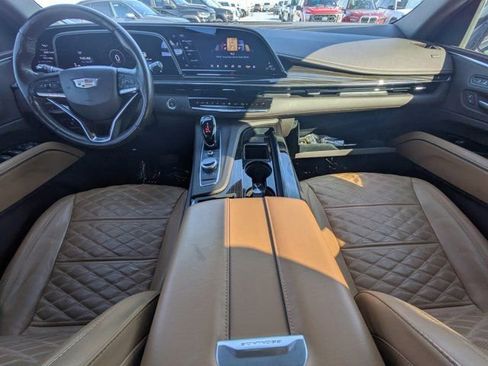 Used 2022 Cadillac Escalade Sport w/ Touring Package image 12