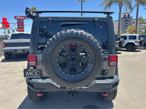 Used 2016 Jeep Wrangler Rubicon AWD/4WD image 12