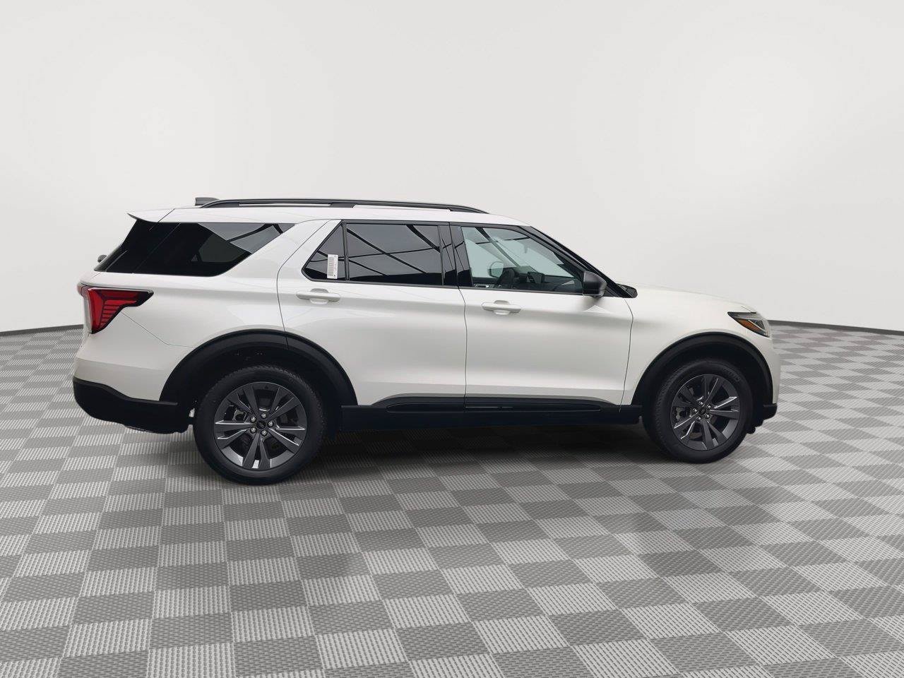 New 2026 Ford Explorer Active w/ Active Comfort Package AWD/4WD image 44