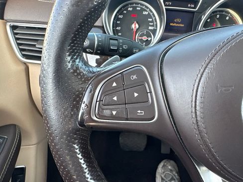 Used 2018 Mercedes-Benz GLS 450 4MATIC image 21