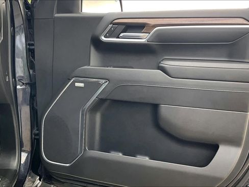 Used 2024 Chevrolet Silverado 1500 LT Trail Boss w/ LT Trail Boss Premium Package image 23