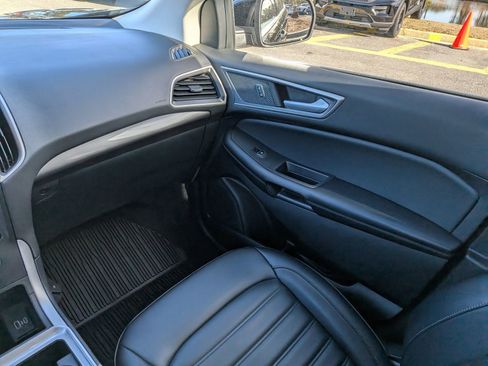 Certified 2024 Ford Edge SEL w/ Convenience Package image 20