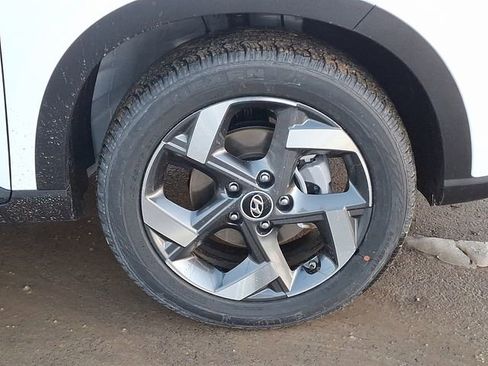 New 2026 Hyundai Venue SEL FWD image 8