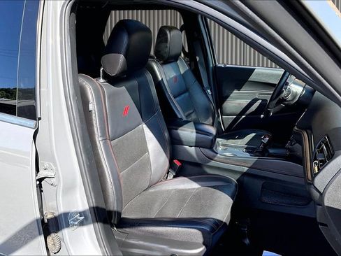 Used 2023 Dodge Durango R/T AWD/4WD image 7