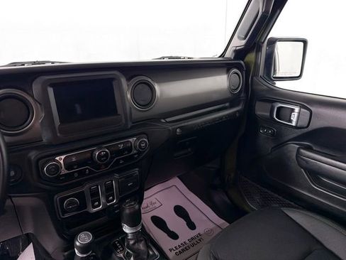 Used 2021 Jeep Wrangler Willys image 22
