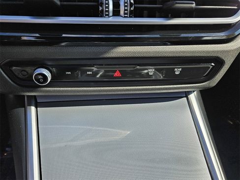 Used 2024 BMW 430i Convertible image 23