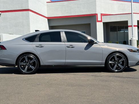 Used 2024 Honda Accord Sport image 6